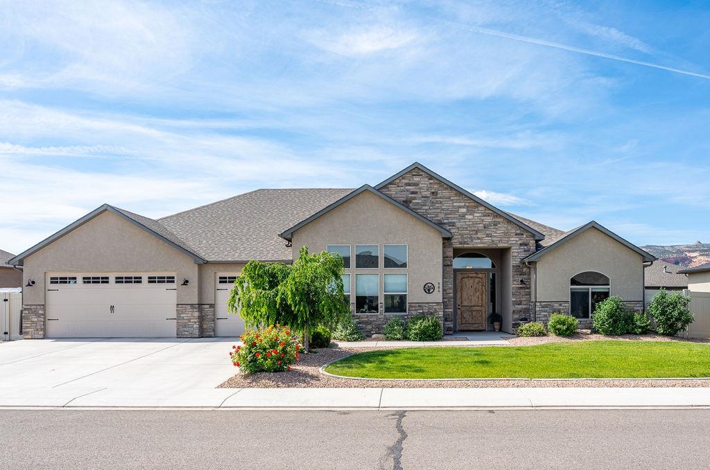 986 Adobe View Way Fruita, CO 81521 - Photo 1 of 25 Gallery Image 1