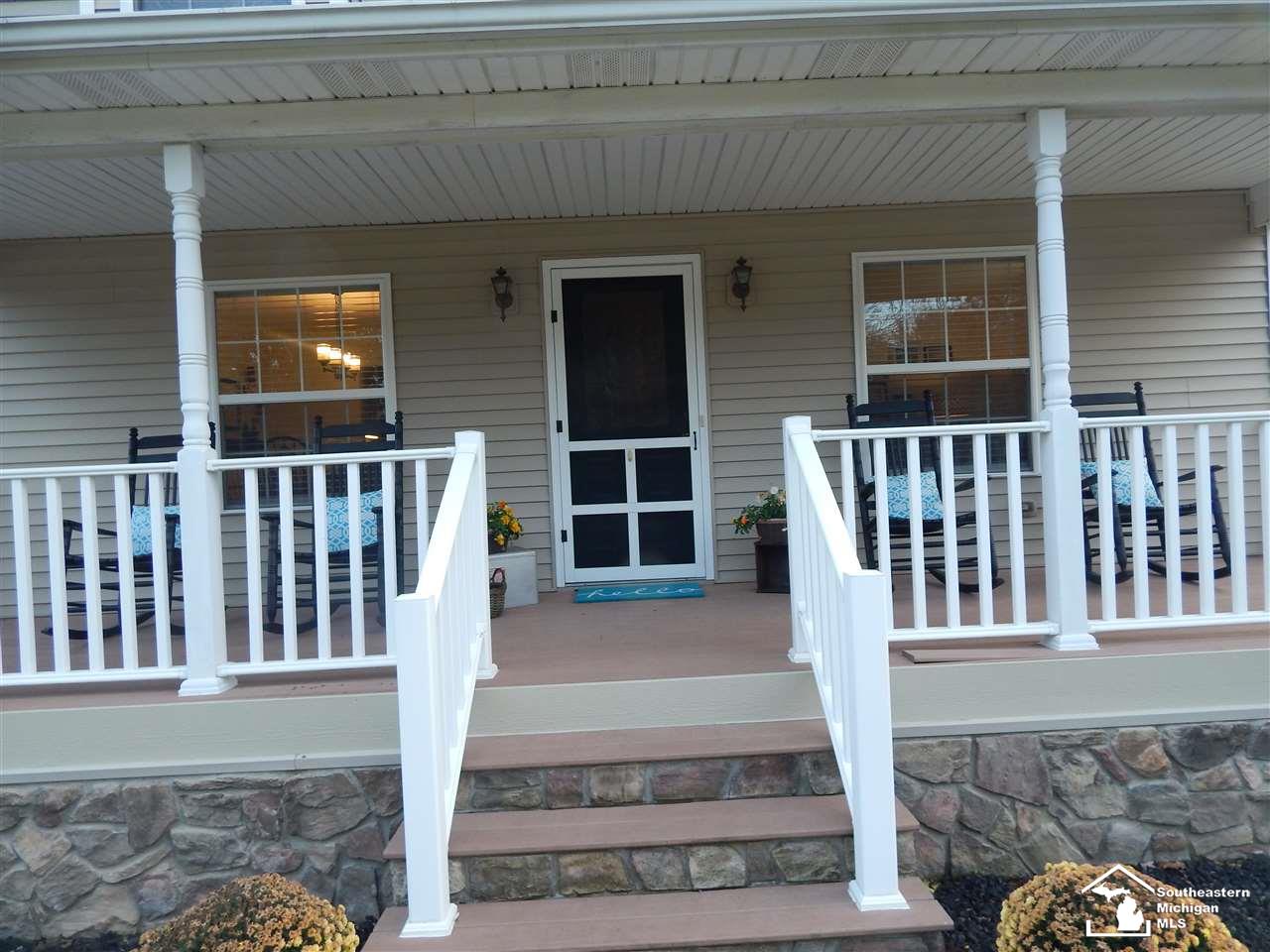 4325 Consear Road Ottawa Lake, MI 49267 - Photo 3 of 23 Front porch