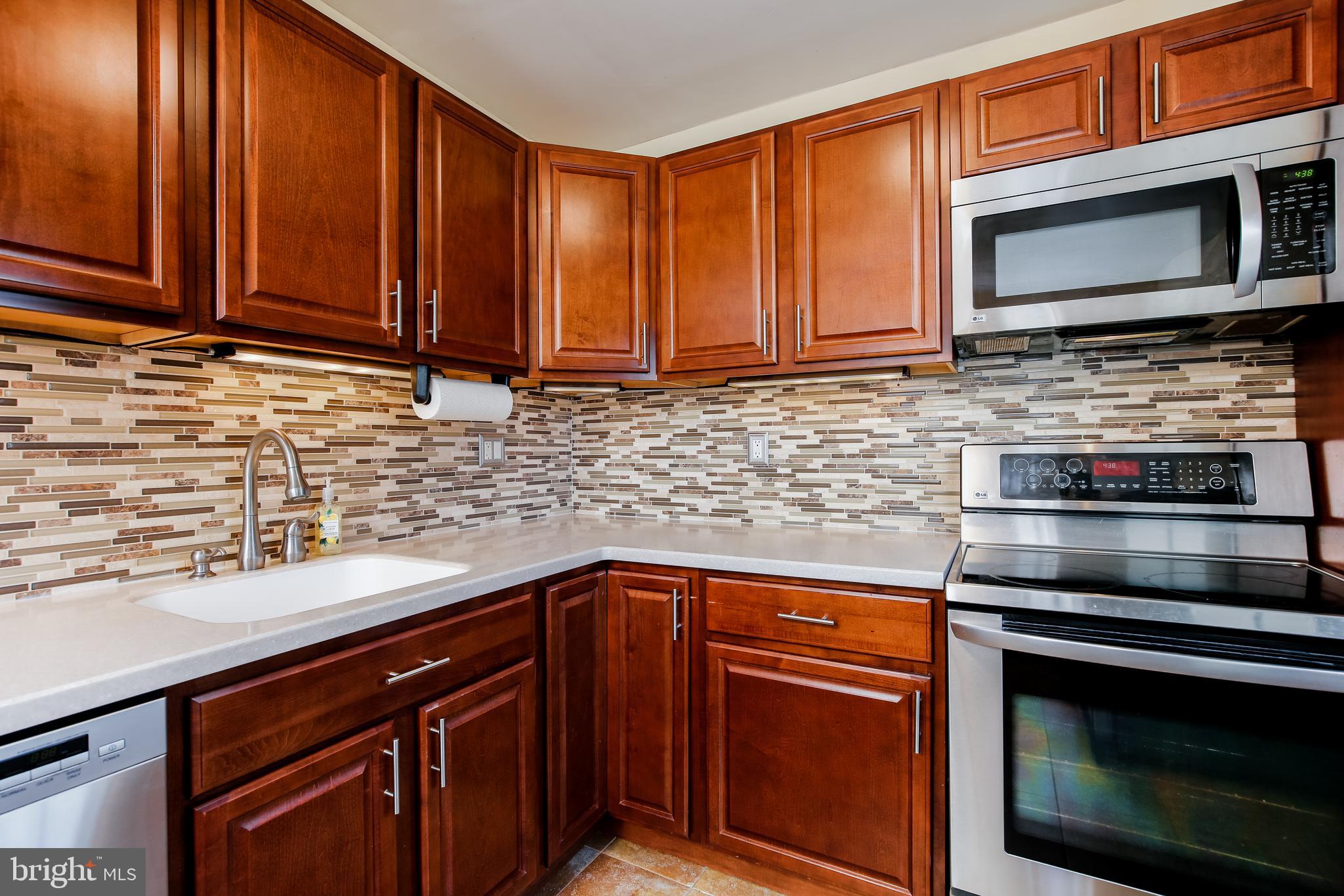 9126 Orbitan Road Baltimore, MD 21234 - Photo 11 of 30 Gallery Image 11