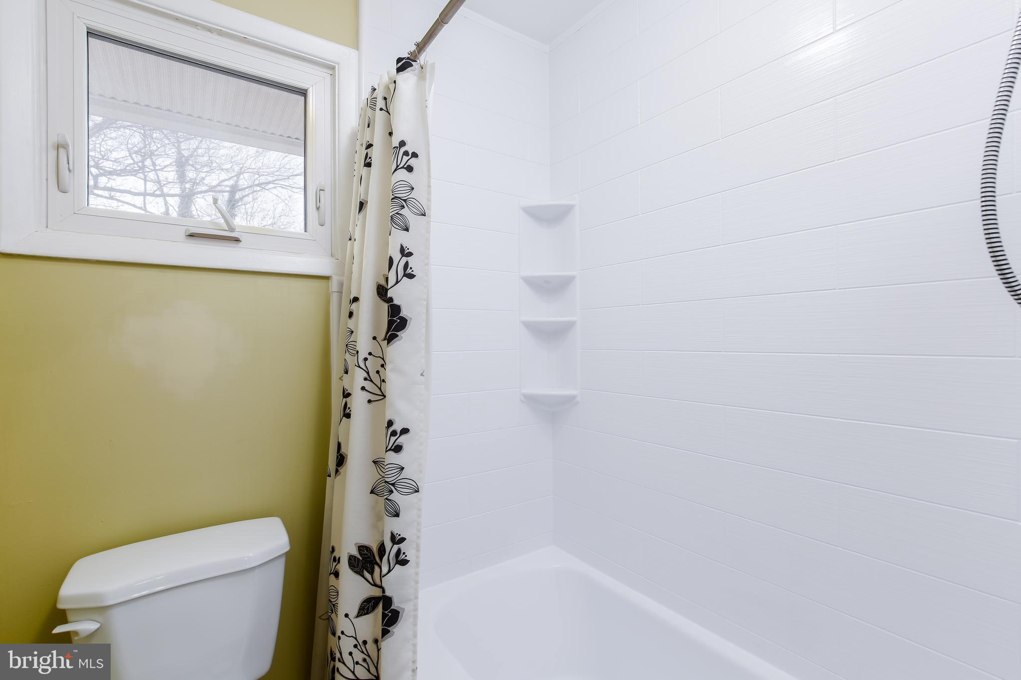 9126 Orbitan Road Baltimore, MD 21234 - Photo 17 of 30 Gallery Image 17