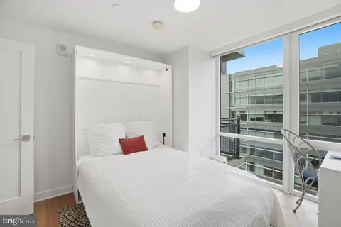 $850,000 | 37 L Street Southeast, Unit 902, Washington, DC 20003
