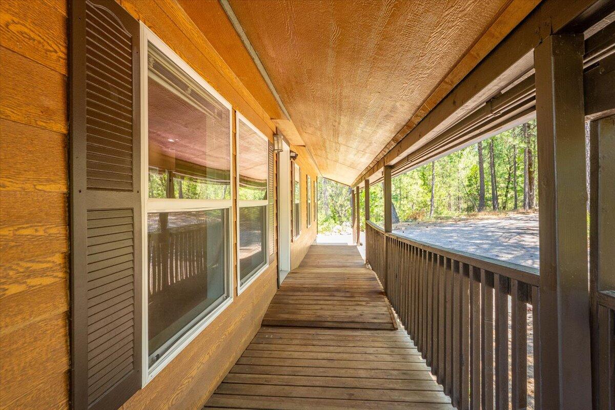 15288 Sherwood Forrest Road Oak Run, CA 96069 - Photo 61 of 91 deck