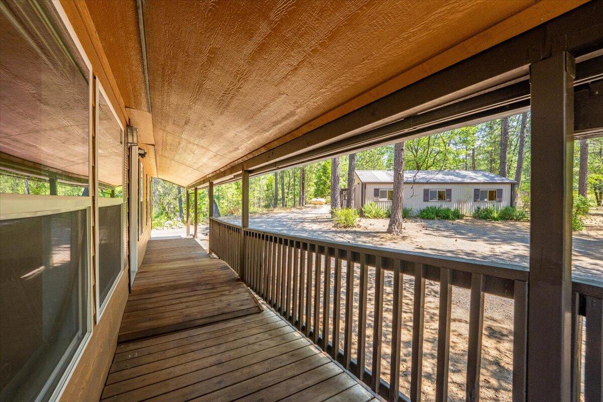 15288 Sherwood Forrest Road Oak Run, CA 96069 - Photo 62 of 91 deck