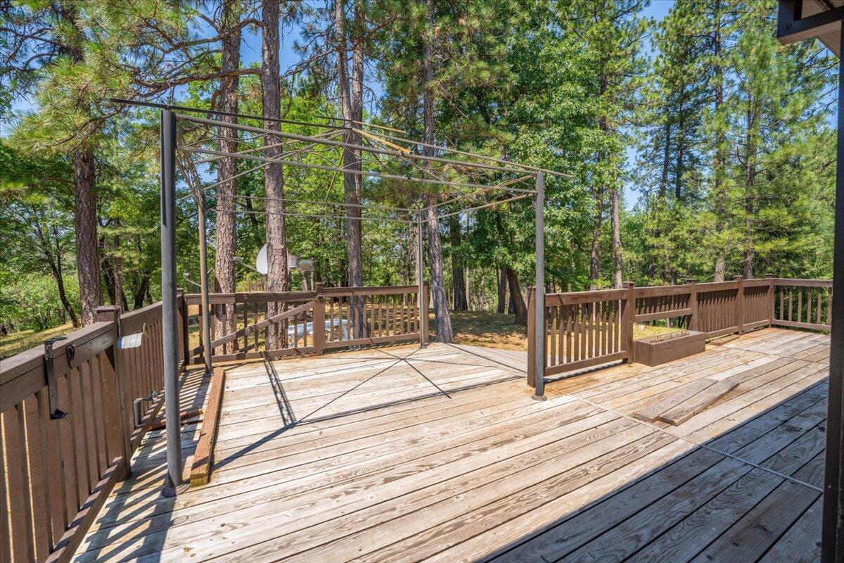 15288 Sherwood Forrest Road Oak Run, CA 96069 - Photo 65 of 91 deck