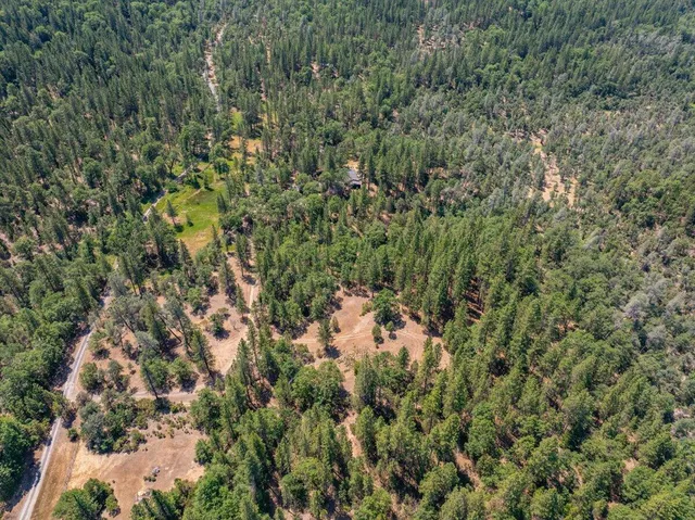 $300,000 | 15288 Sherwood Forrest Road, Oak Run, CA 96069