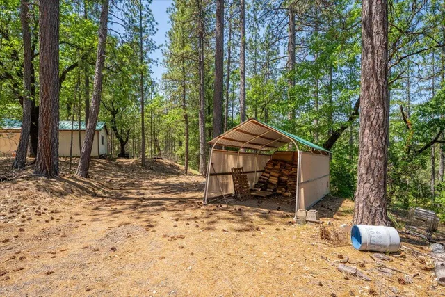 $300,000 | 15288 Sherwood Forrest Road, Oak Run, CA 96069