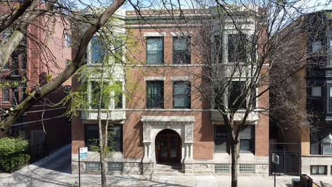 $619,400 | 808 West Buckingham Place, Unit 1E, Chicago, IL 60657