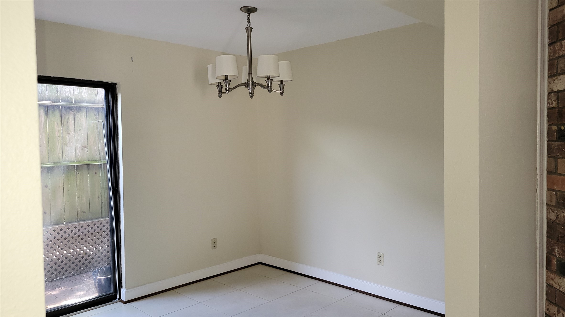 2013 Morgan Street Houston, TX 77006 - Photo 8 of 9