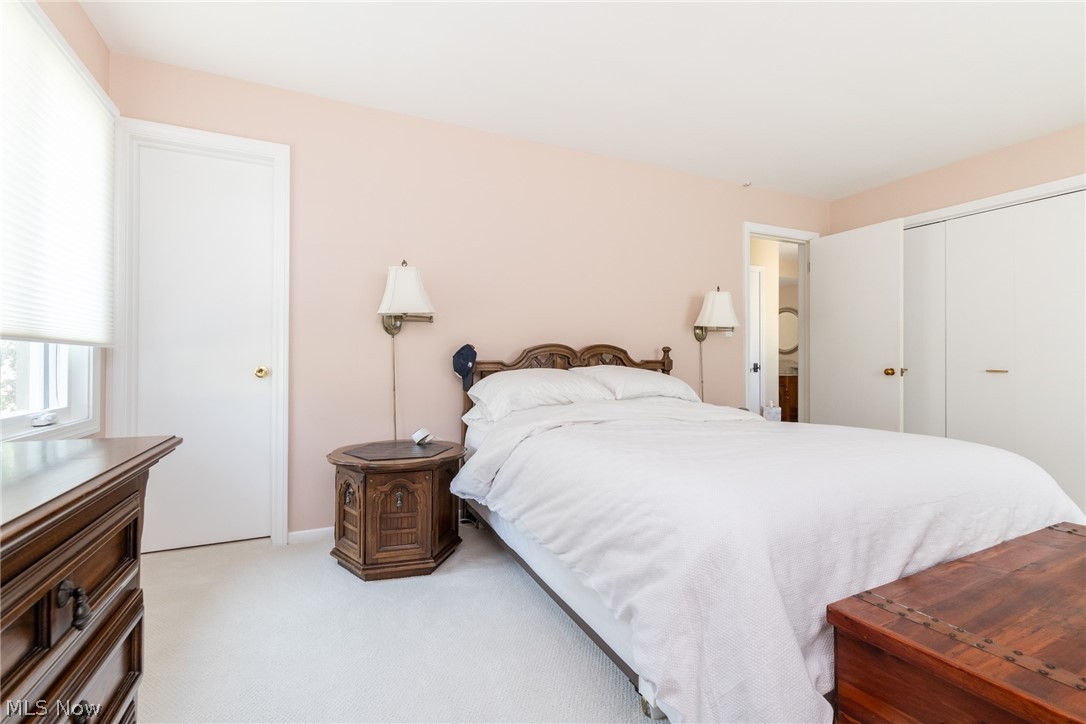 24418 Hazelmere Road Beachwood, OH 44122 - Photo 16 of 28 Gallery Image 16