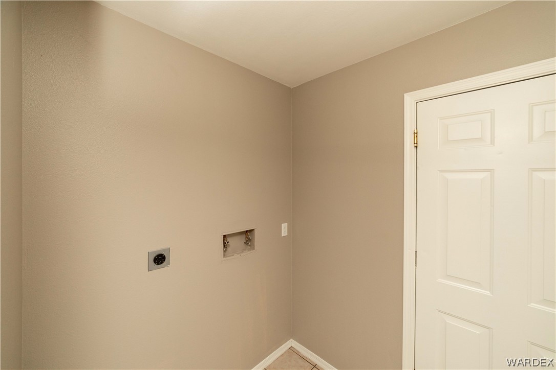3556 North Willow Road Kingman, AZ 86409 - Photo 34 of 48 a view of a small space