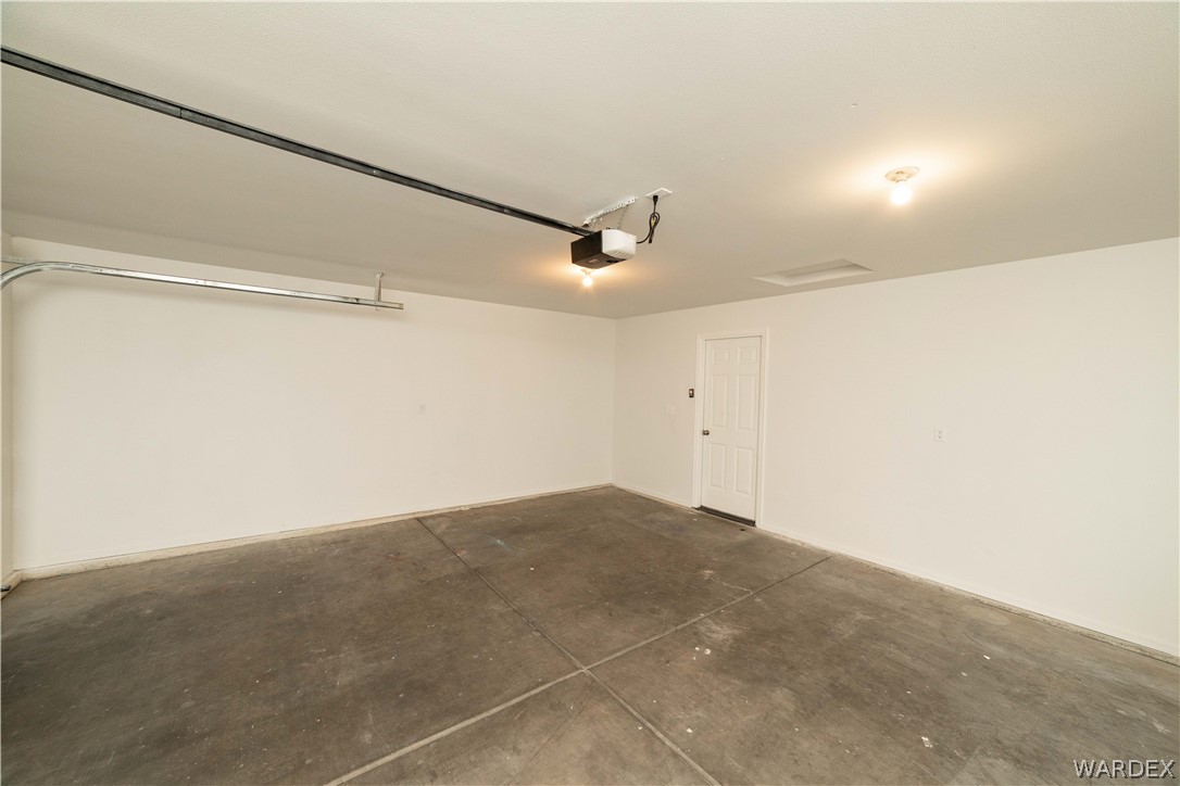 3556 North Willow Road Kingman, AZ 86409 - Photo 37 of 48 a view of an empty room