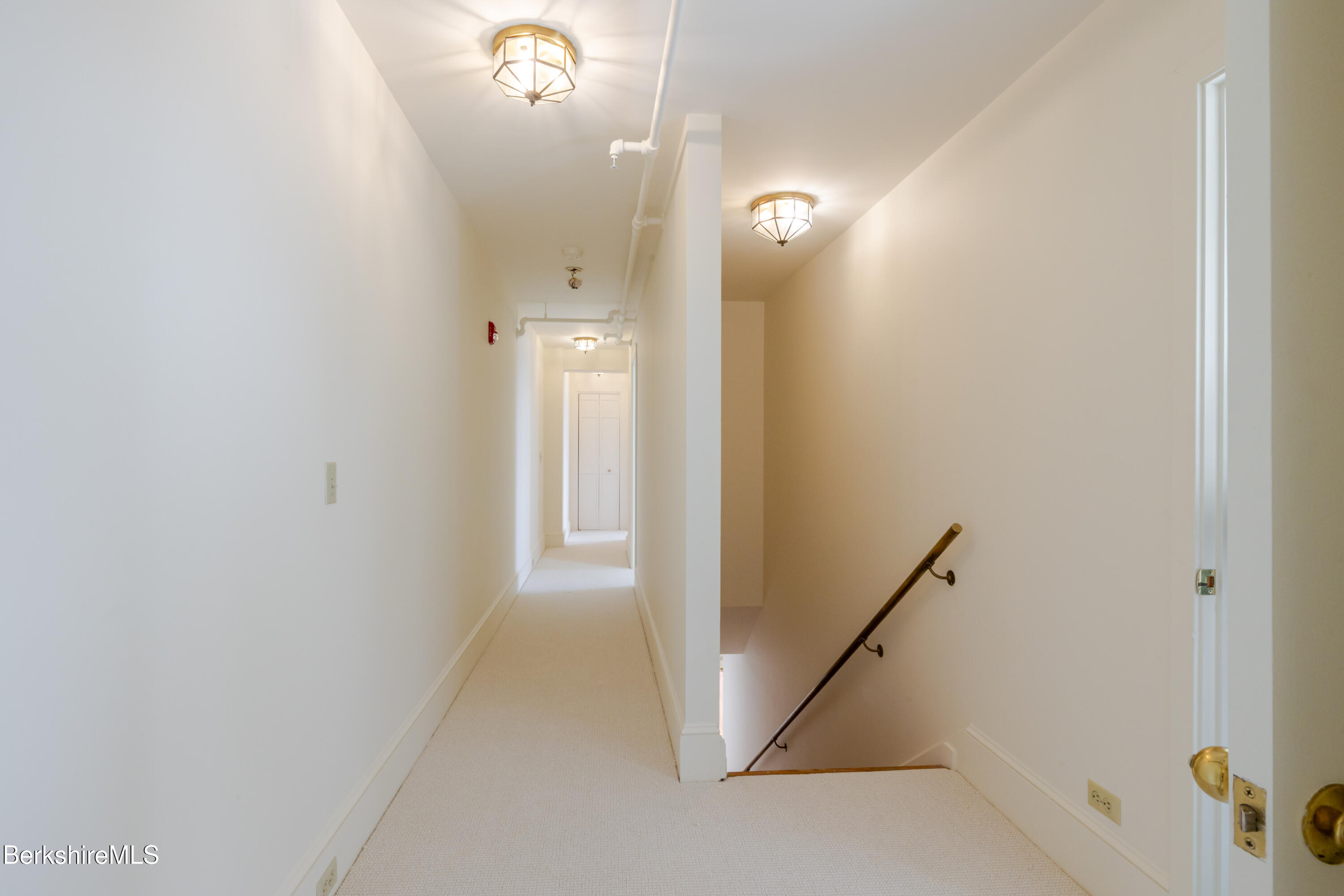 200 Old Stockbridge Road, Unit VANNA #3 Lenox, MA 01240 - Photo 16 of 29 a view of an empty room