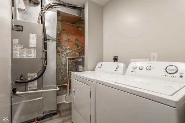 $2,000 | 104 West Main Street, Unit B, Thorntown, IN 46071