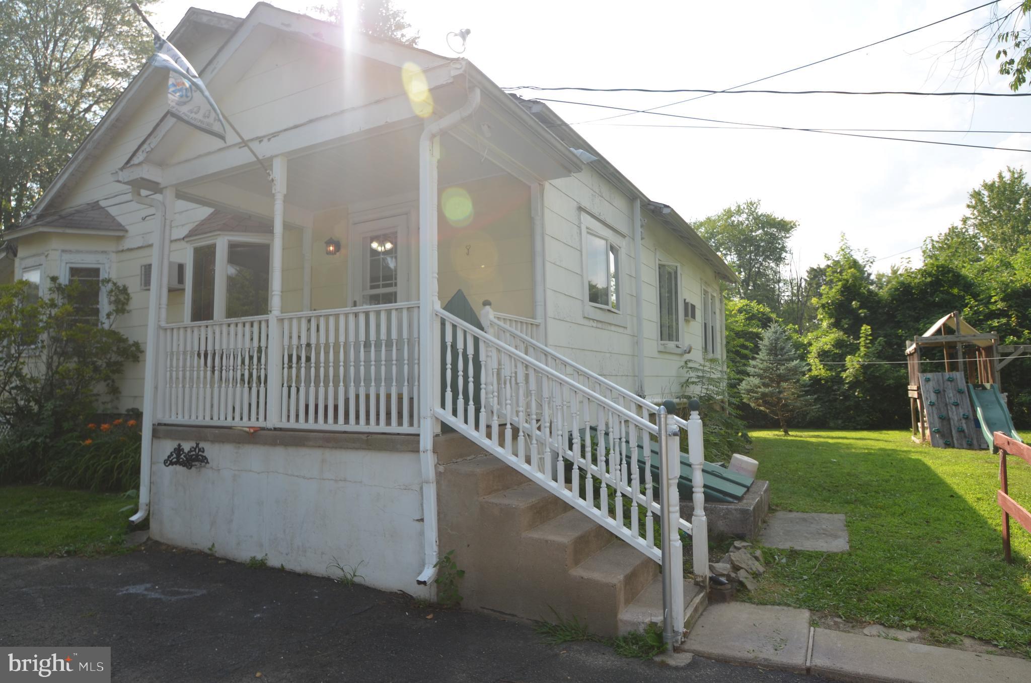 2259 Bristol Road Warrington, PA 18976 - Photo 22 of 32 Side Cover Porch