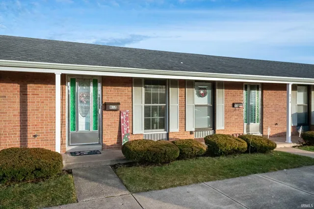 $124,900 | 812 Berkley Circle, Mishawaka, IN 46544