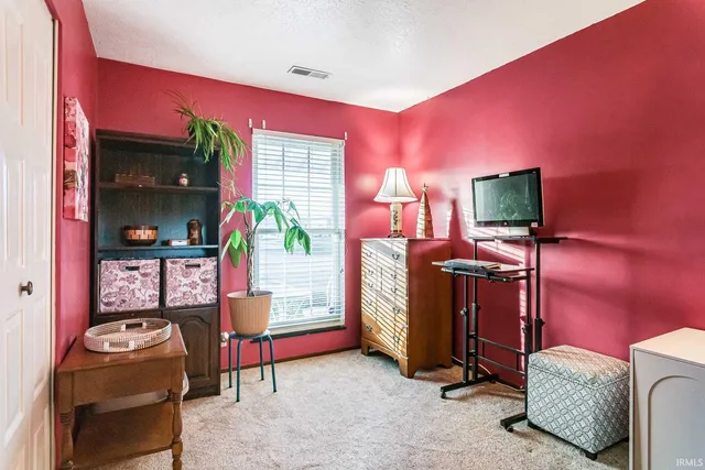 $124,900 | 812 Berkley Circle, Mishawaka, IN 46544