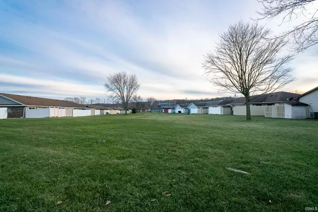 $124,900 | 812 Berkley Circle, Mishawaka, IN 46544