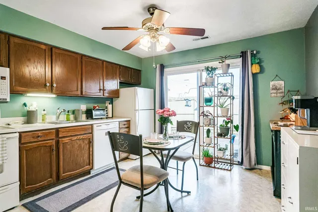 $124,900 | 812 Berkley Circle, Mishawaka, IN 46544