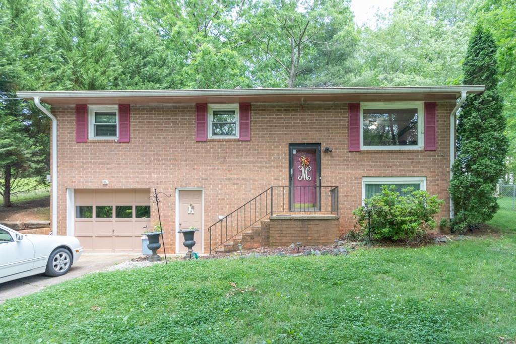 1260 Finger Bridge Road Hickory, NC 28602 - Photo 1 of 3 Gallery Image 1