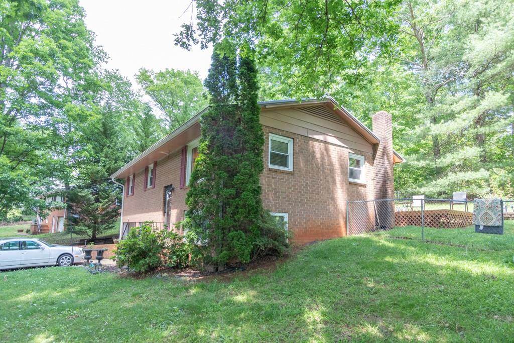 1260 Finger Bridge Road Hickory, NC 28602 - Photo 2 of 3 Gallery Image 2
