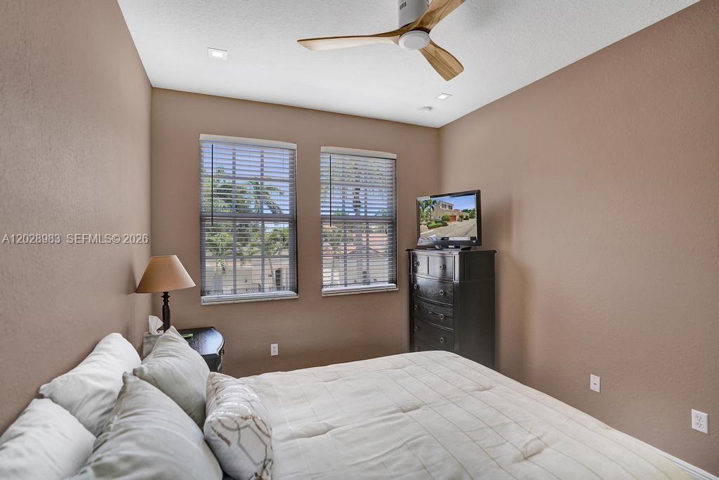 823 Northwest 82nd Lane Boca Raton, FL 33487 - Photo 76 of 105