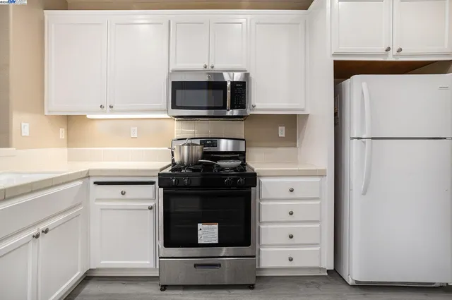 $539,000 | 117 Carmel Street, San Pablo, CA 94806