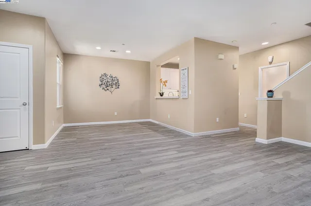 $539,000 | 117 Carmel Street, San Pablo, CA 94806