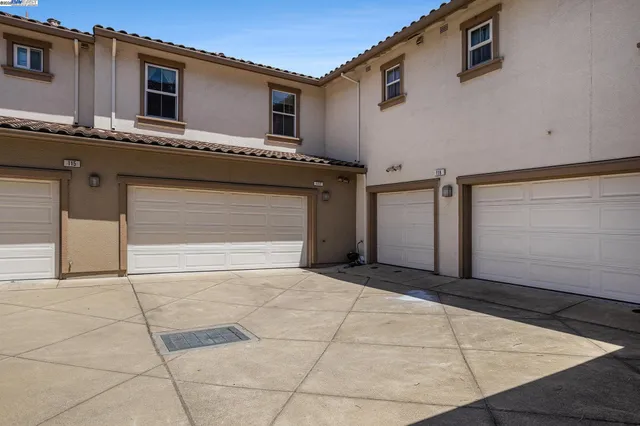 $539,000 | 117 Carmel Street, San Pablo, CA 94806