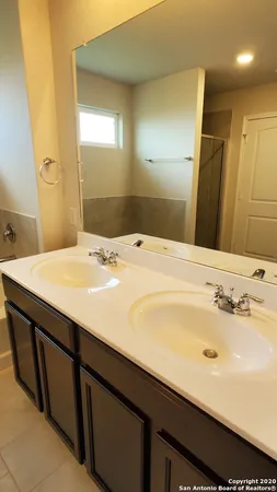 $1,950 | 156 Harley Hay, Cibolo, TX 78108
