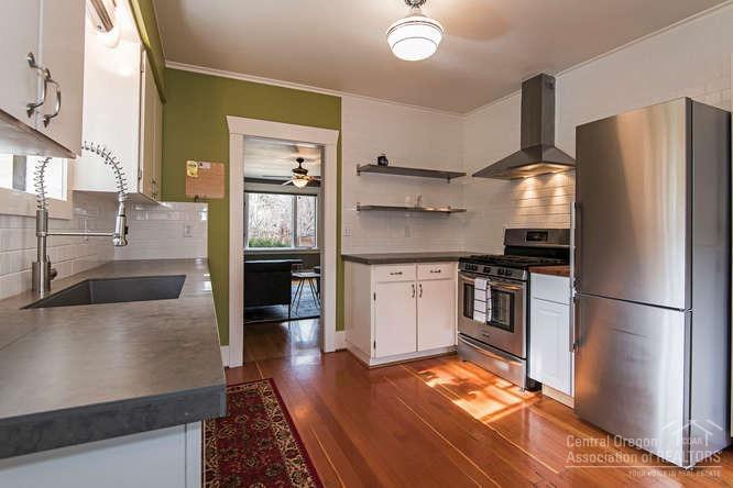 1668 Northwest Awbrey Road Bend, OR 97703 - Photo 8 of 23 Additional Photo