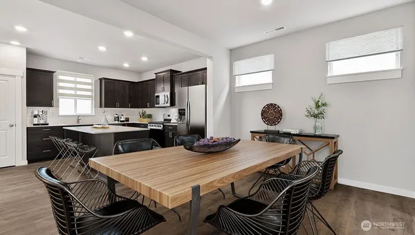 $894,995 | 13815 10th Place West, Lynnwood, WA 98087