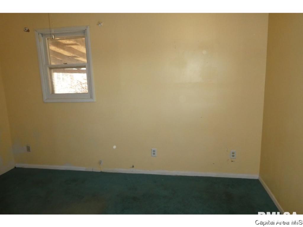 2805 South 13th Street Springfield, IL 62703 - Photo 12 of 12