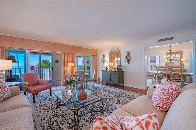 $2,750,000 | 3377 Gulf Shore Boulevard North, Unit 2A, Naples, FL 34103