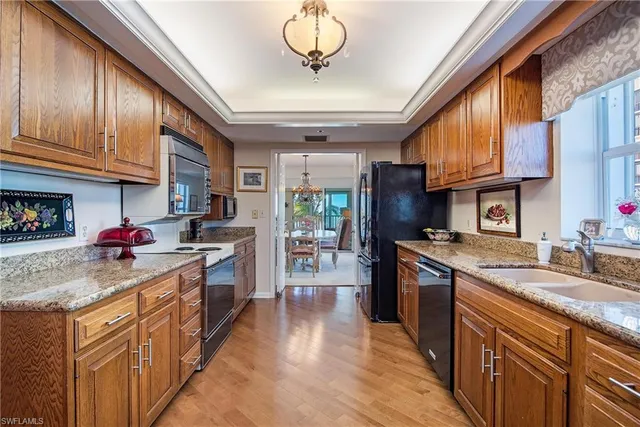 $2,750,000 | 3377 Gulf Shore Boulevard North, Unit 2A, Naples, FL 34103