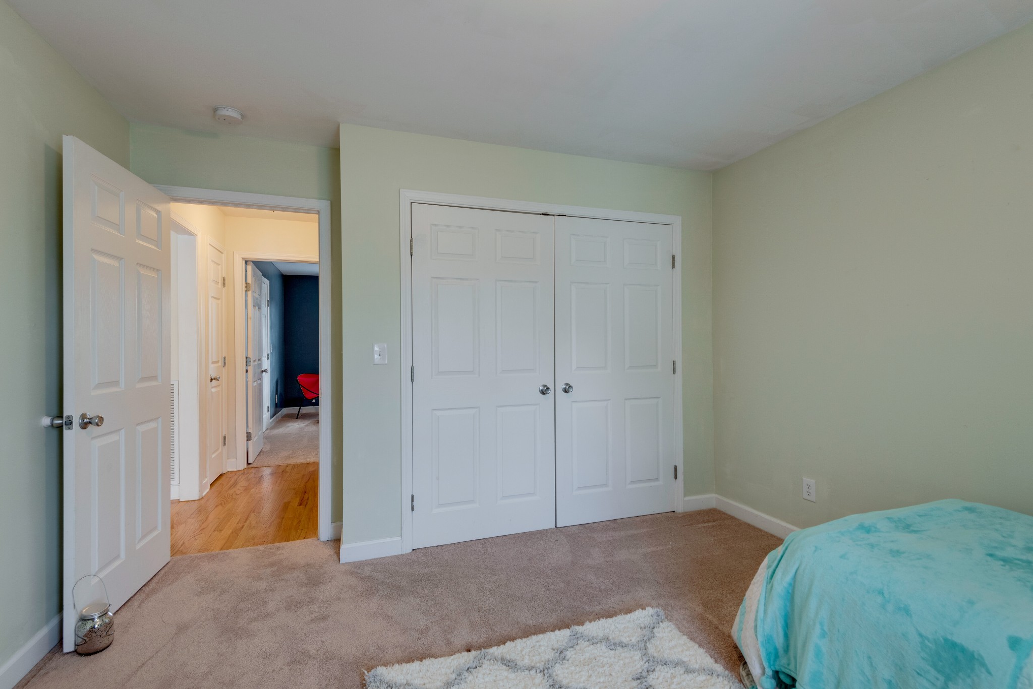 423 Pruett Road Dickson, TN 37055 - Photo 4 of 36 a view of entryway with bathroom