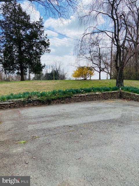 77 Black Road Pilesgrove, NJ 08098 - Photo 10 of 46