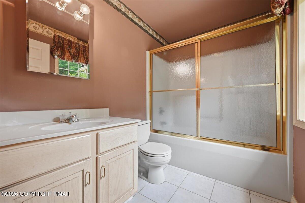 183 Chatham Hill Road Stroudsburg, PA 18360 - Photo 66 of 160 059-090_DSC_7678