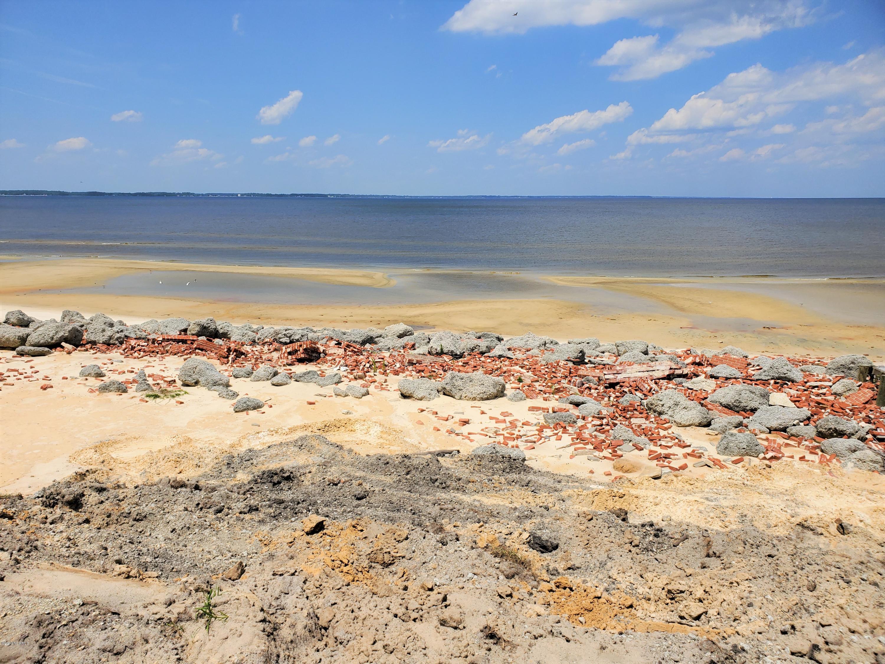 625 Shadyview Beach Road Havelock, NC 28532 - Photo 11 of 19 20190620_142136