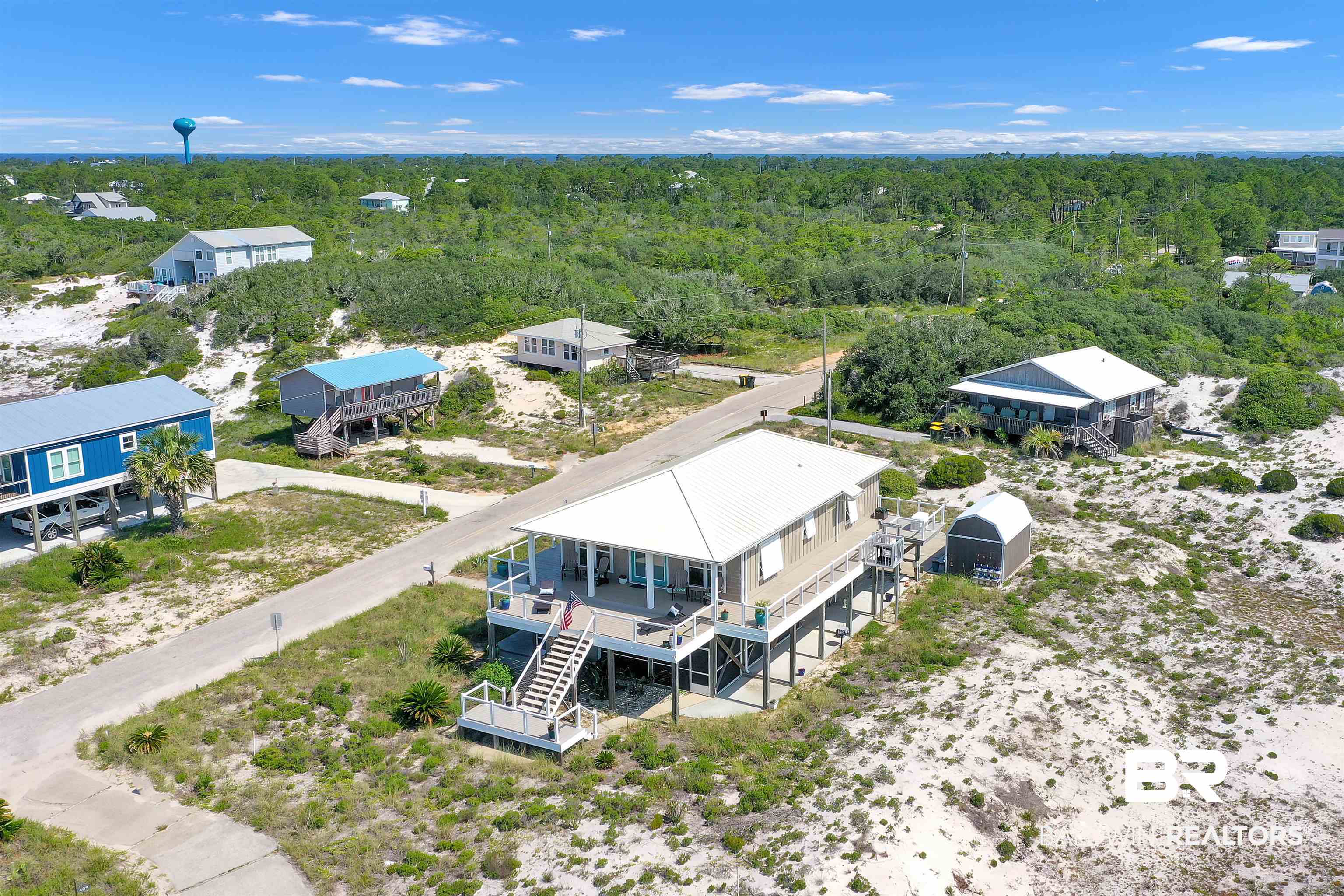 418 Veterans Road Gulf Shores, AL 36542 - Photo 9 of 51 Aerial view of a forest