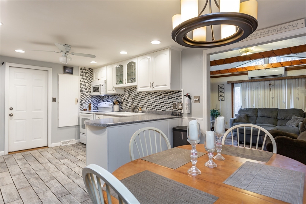 413 Almy Road Somerset, MA 02726 - Photo 8 of 26 Gallery Image 8