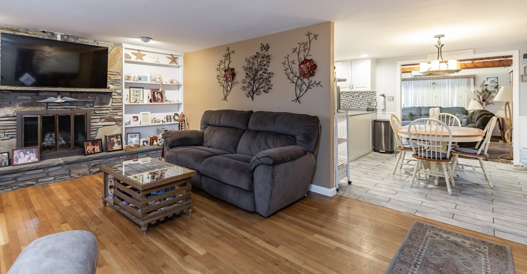 413 Almy Road Somerset, MA 02726 - Photo 10 of 26 Gallery Image 10