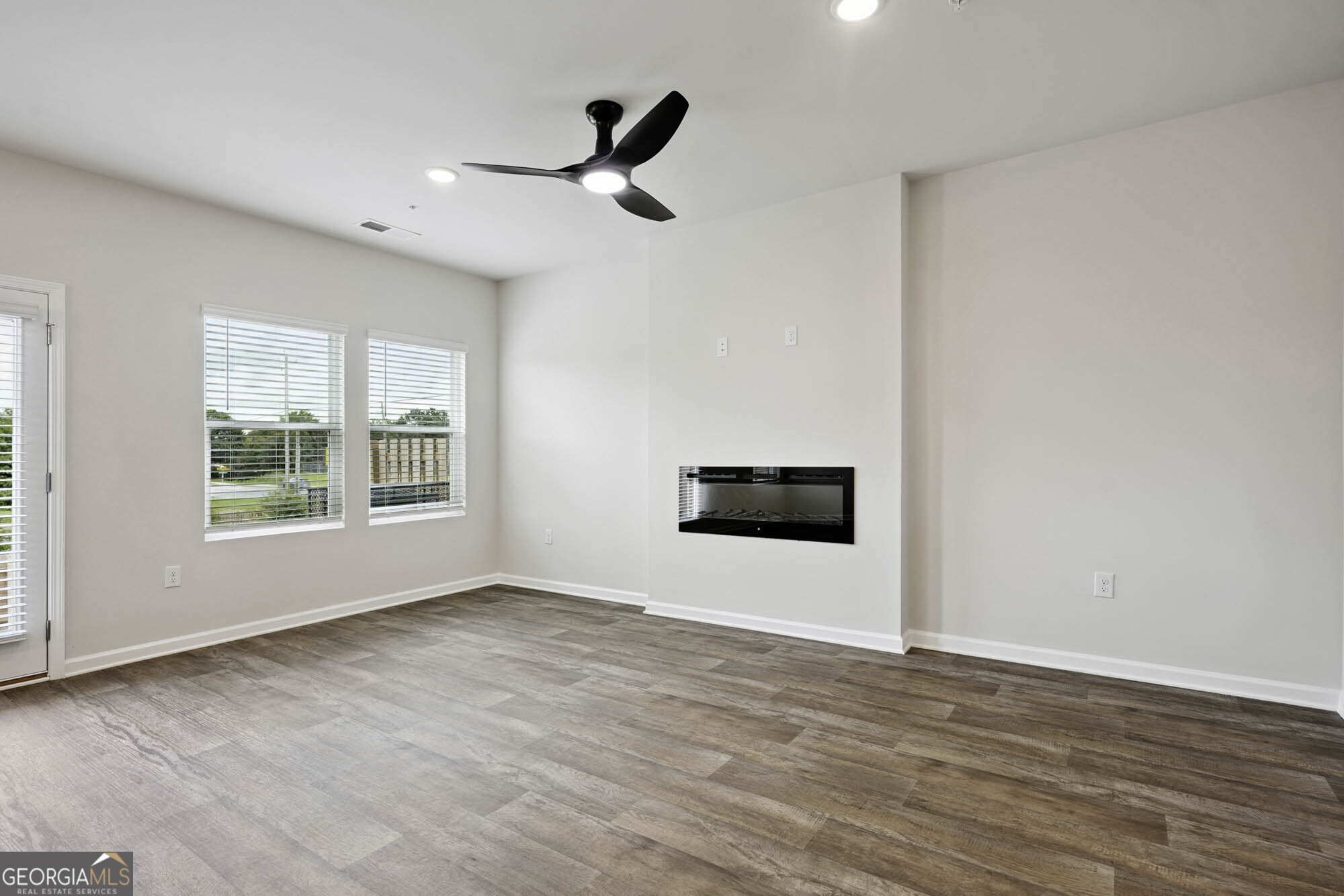 11516 Kimberly Way Hampton, GA 30228 - Photo 8 of 36