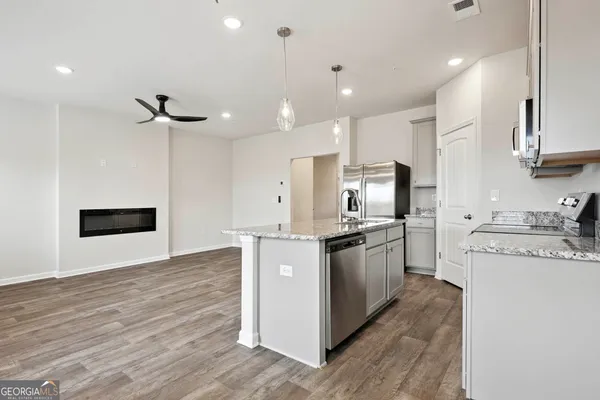 $275,491 | 11516 Kimberly Way, Hampton, GA 30228