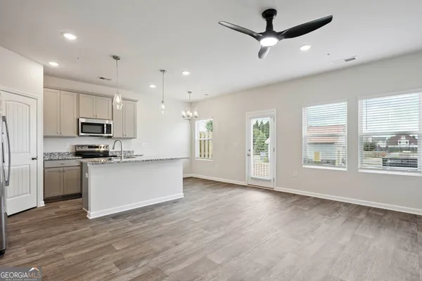 $275,491 | 11516 Kimberly Way, Hampton, GA 30228