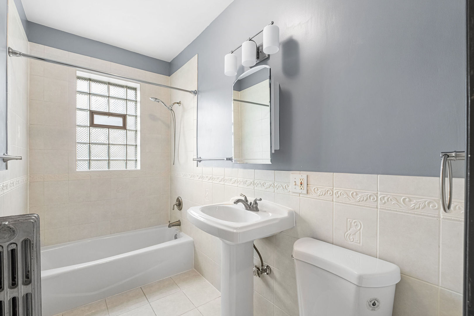 4357 West George Street, Unit 1 Chicago, IL 60641 - Photo 13 of 19
