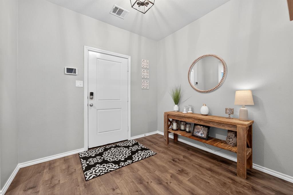 800 Rustic Way Royse City, TX 75189 - Photo 4 of 21 a living room with furniture