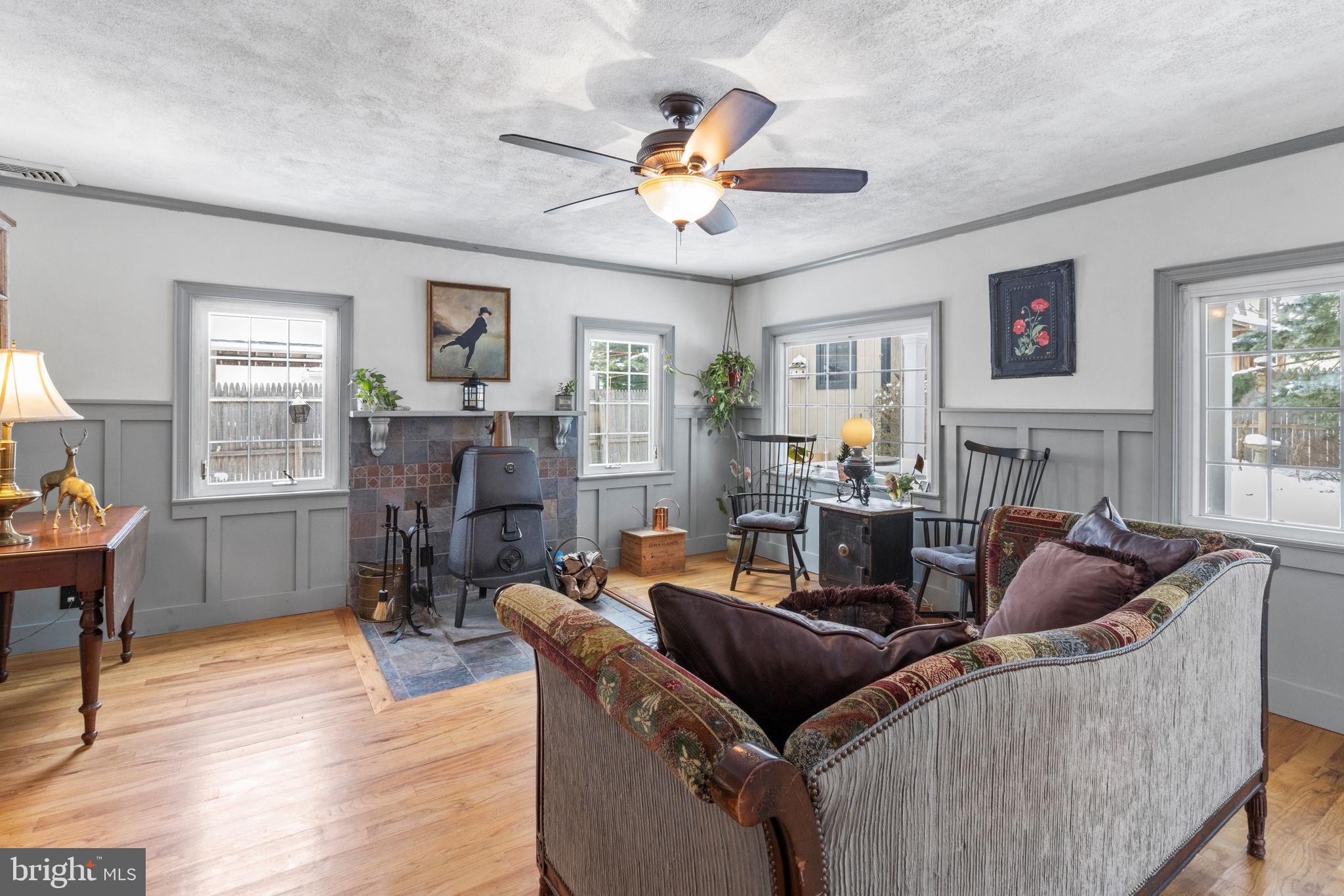 204 Allison Road Oreland, PA 19075 - Photo 17 of 33 Gallery Image 17