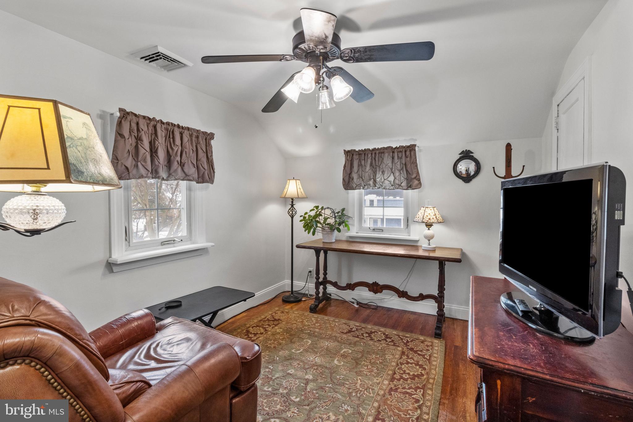 204 Allison Road Oreland, PA 19075 - Photo 24 of 33 Gallery Image 24