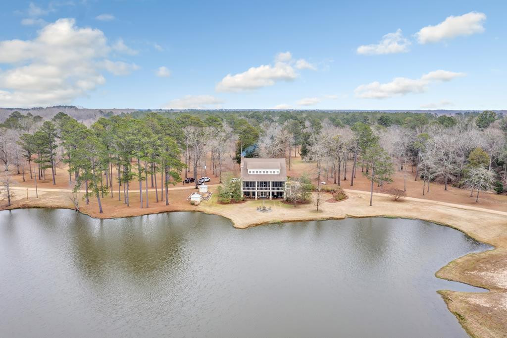 1222 Jim Boyd Road Carrollton, AL 35447 - Photo 1 of 49 Main View