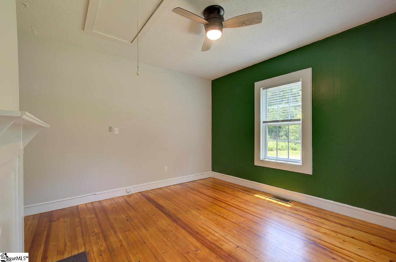 19 Clemson Street Liberty, SC 29657 - Photo 18 of 44